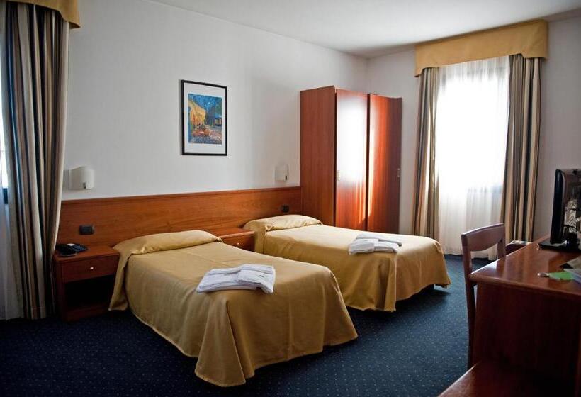 בית מלון כפרי Serenella