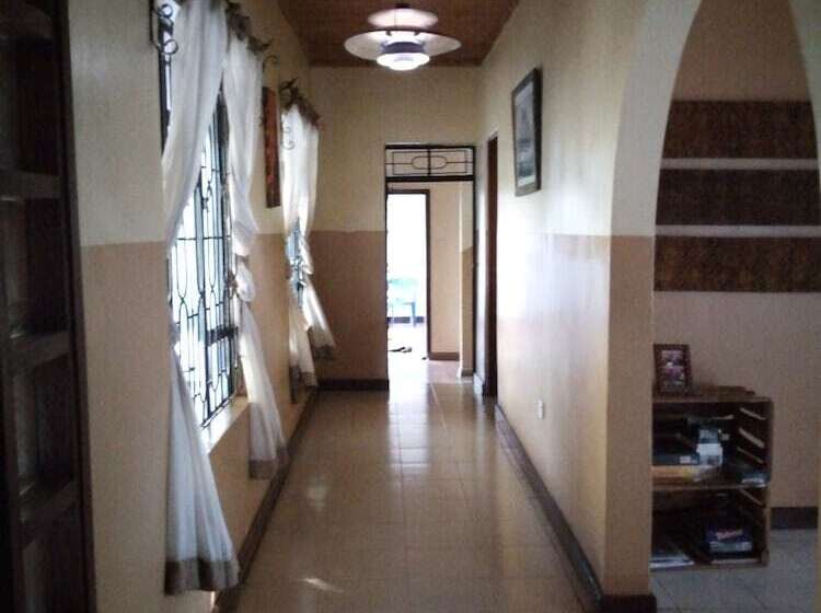 צימר Jutland Lodge Moshi