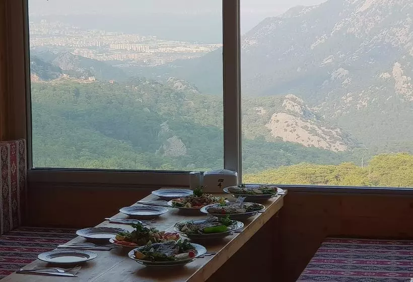 تختخواب و صبحانه Saklıkoy Evleri