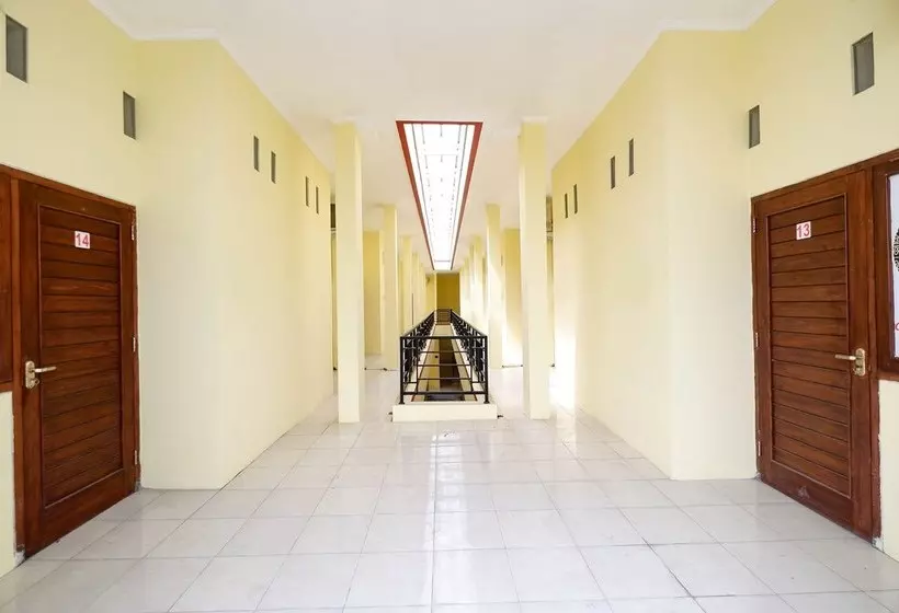 ホテル Anmi Guest House By Oyo Rooms