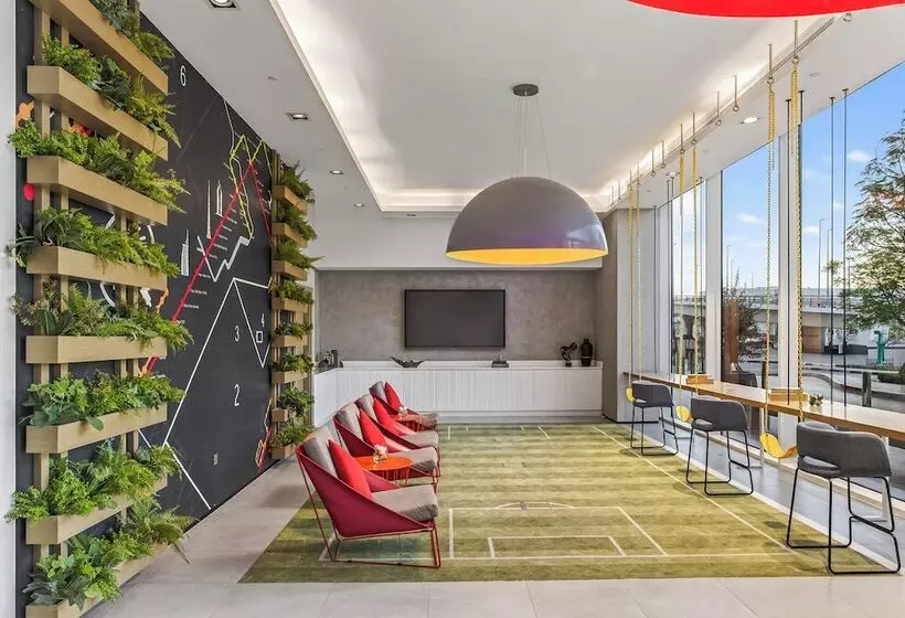 هتل Ibis Styles Dubai Airport