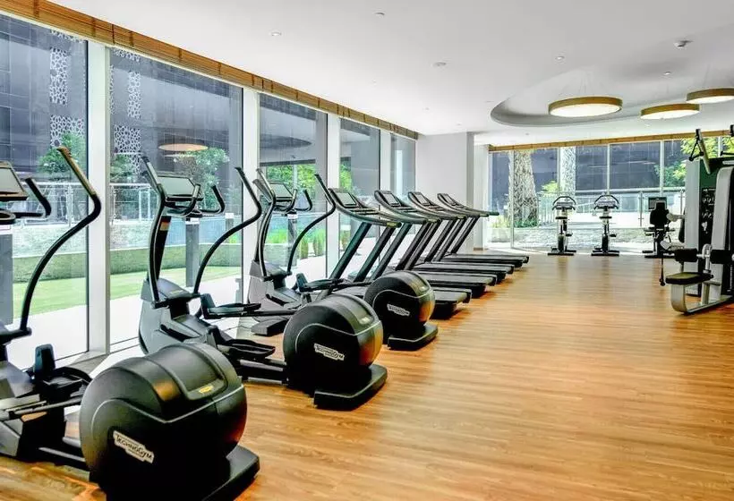 هتل Ibis Styles Dubai Airport