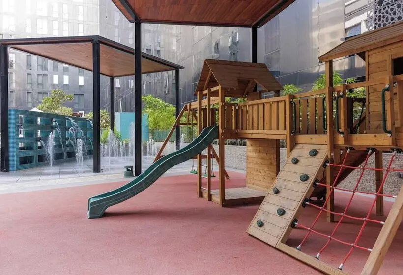 هتل Ibis Styles Dubai Airport