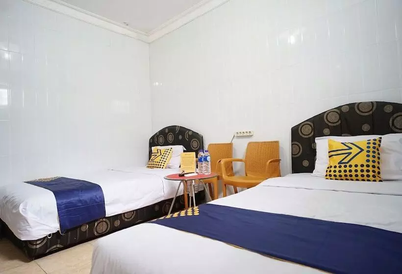 Hotelli Spot On 1854 Sepinggan Asri Syariah Guesthouse