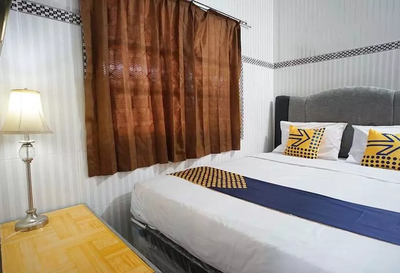 Hotelli Spot On 1854 Sepinggan Asri Syariah Guesthouse