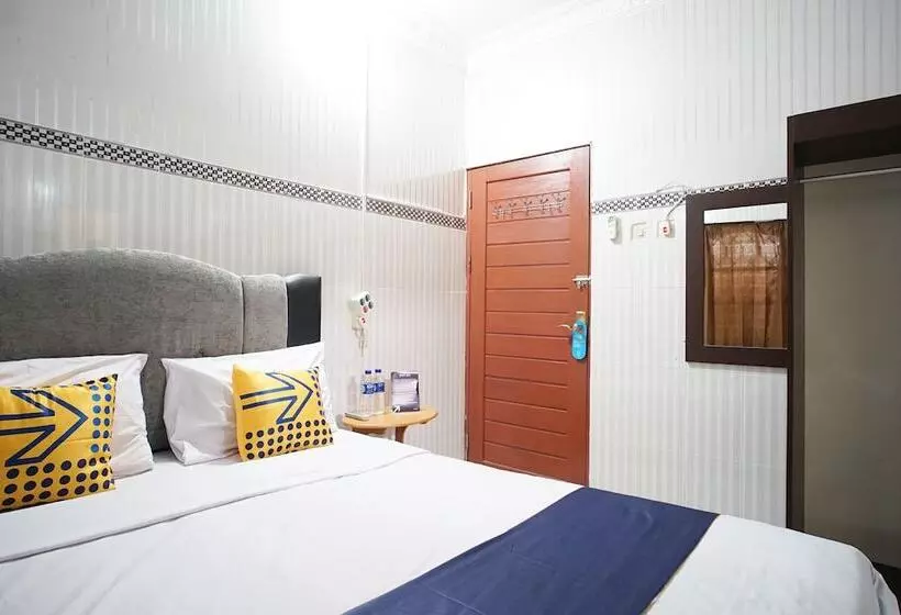 Hotelli Spot On 1854 Sepinggan Asri Syariah Guesthouse