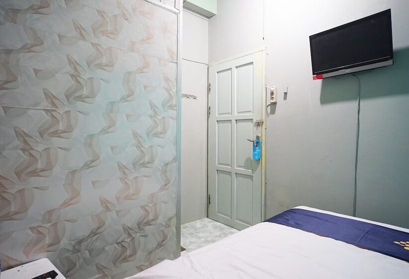 בית מלון כפרי Spot On 1854 Sepinggan Asri Syariah Guesthouse