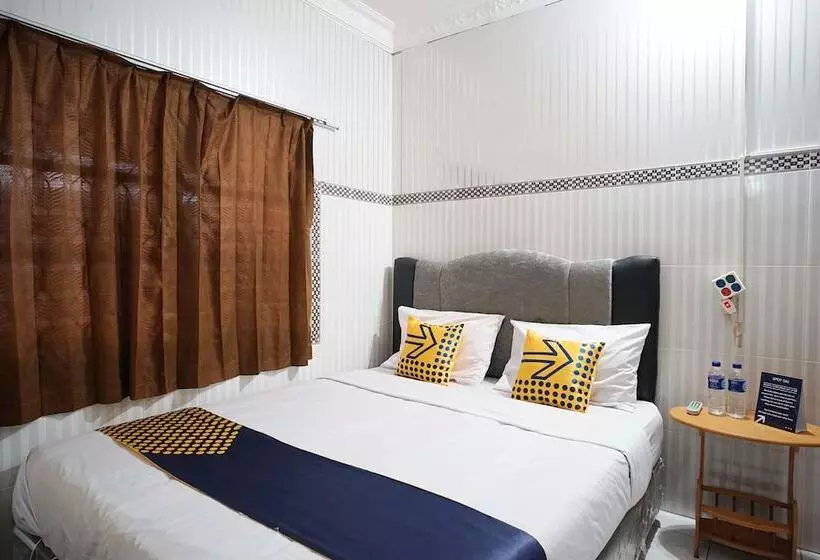 Hotelli Spot On 1854 Sepinggan Asri Syariah Guesthouse