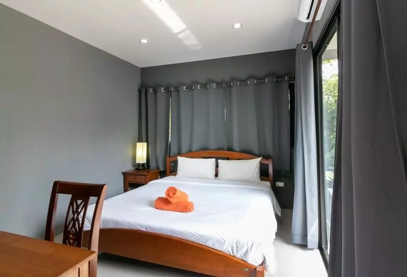Hotel Tiger Hillside