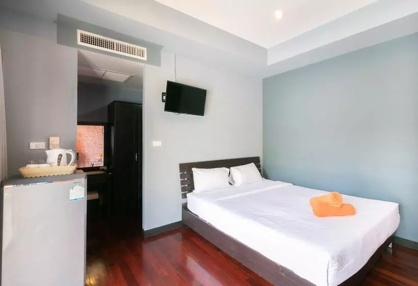 Hotel Tiger Hillside