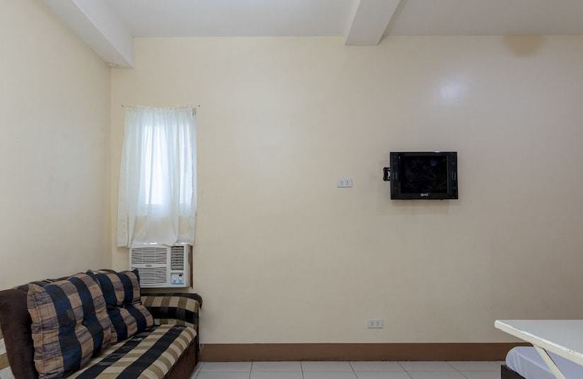 هتل Zen Rooms Traveller S Inn Dumaguete