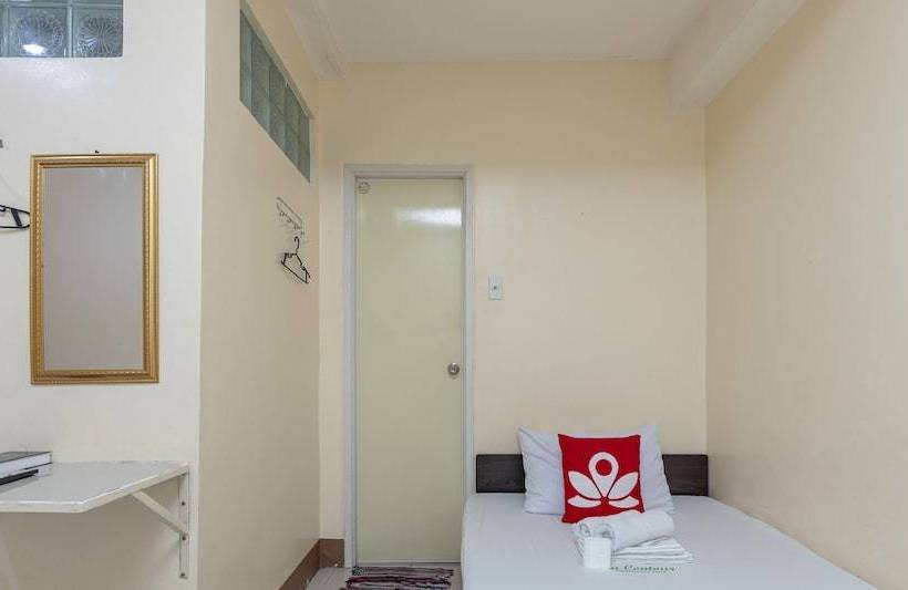 هتل Zen Rooms Traveller S Inn Dumaguete