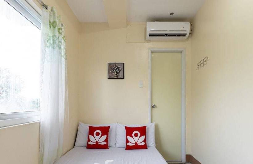 هتل Zen Rooms Traveller S Inn Dumaguete