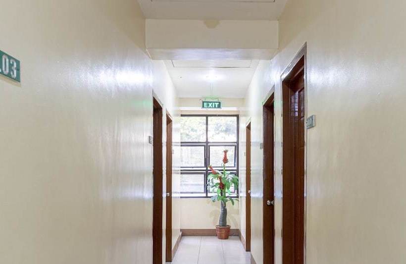 هتل Zen Rooms Traveller S Inn Dumaguete