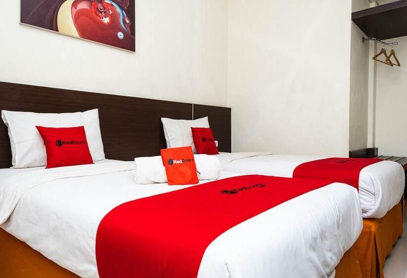 פנסיון Reddoorz @ Pelita Raya Rappocini