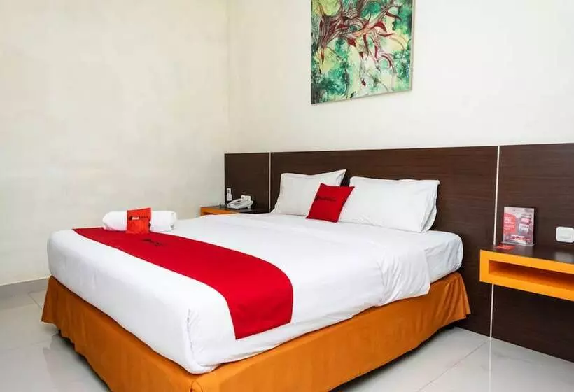 ペンション Reddoorz @ Pelita Raya Rappocini