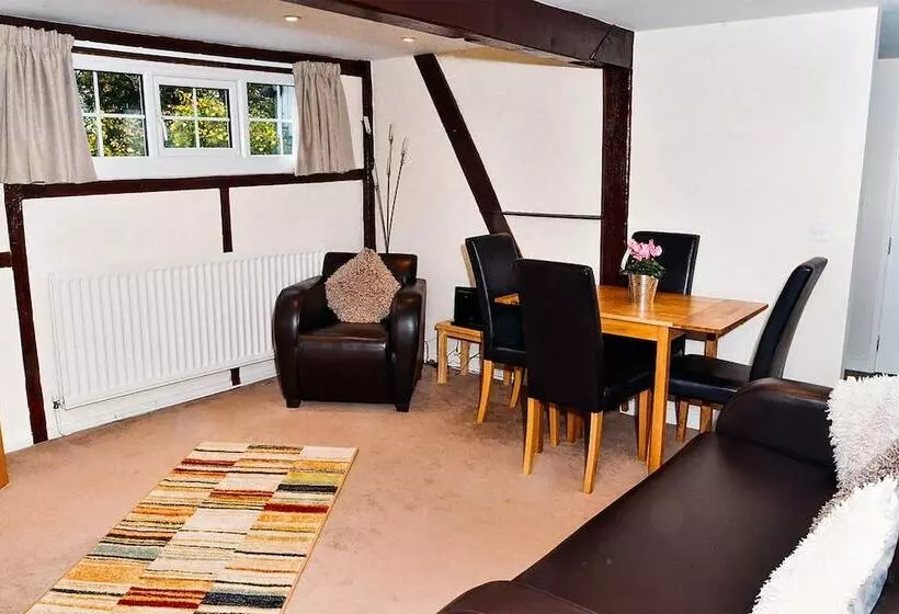 Wrenbury Mill Marina Apartments