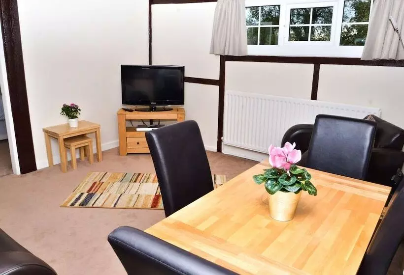 Wrenbury Mill Marina Apartments