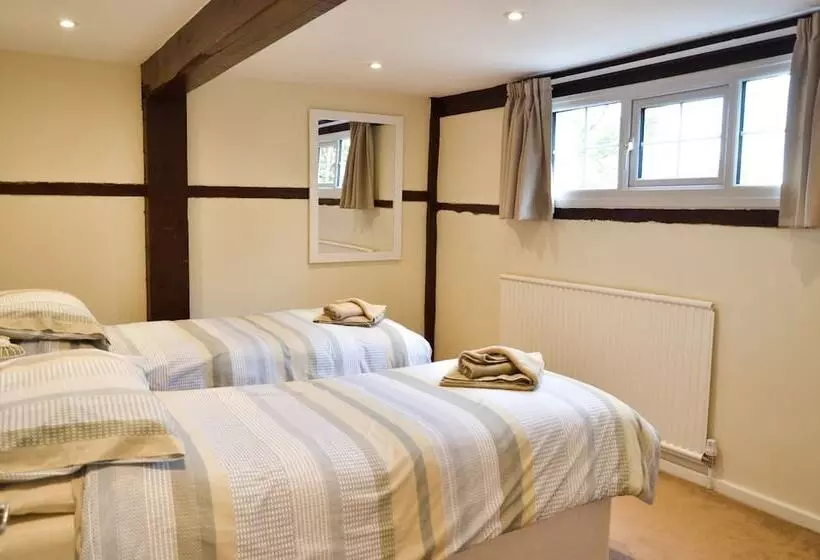 Wrenbury Mill Marina Apartments