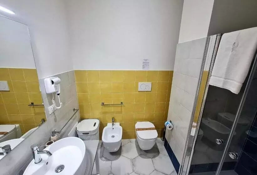 Aamiaismajoitus (B&B) Kalinifta Rooms Apartment