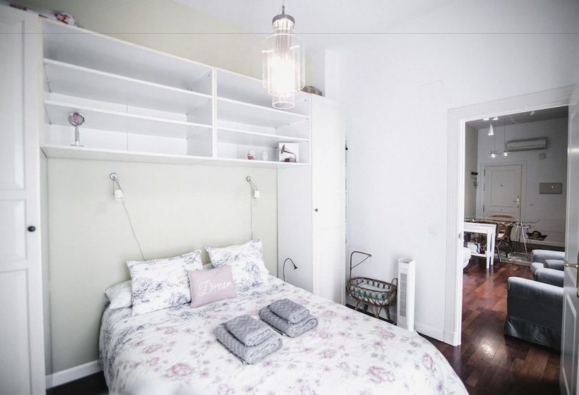 Cozy And Quiet Apartment In Town Centre