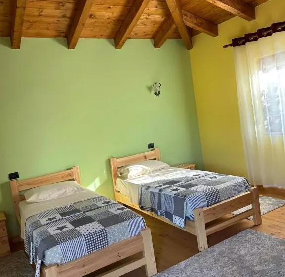 هتل Hani I Leks Agroturizem