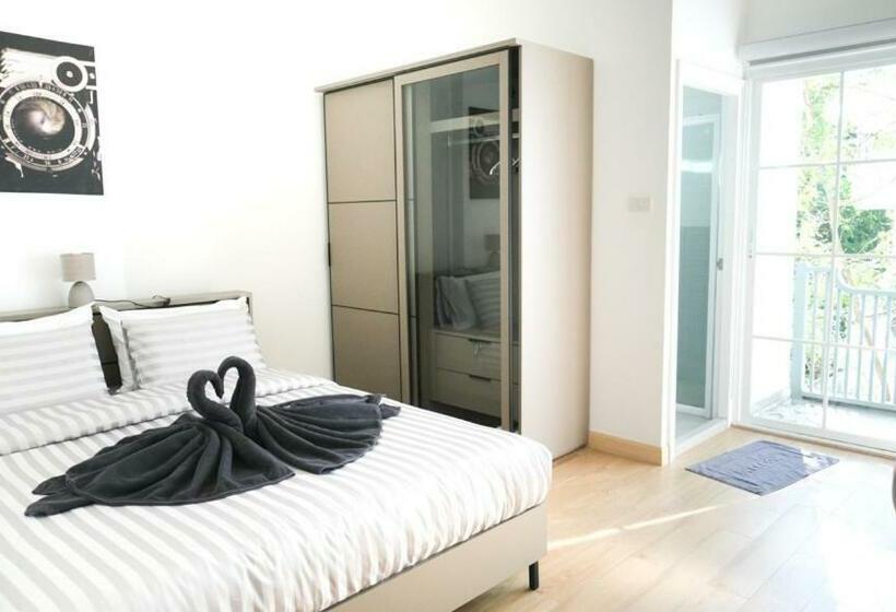 Hotel The Square 101