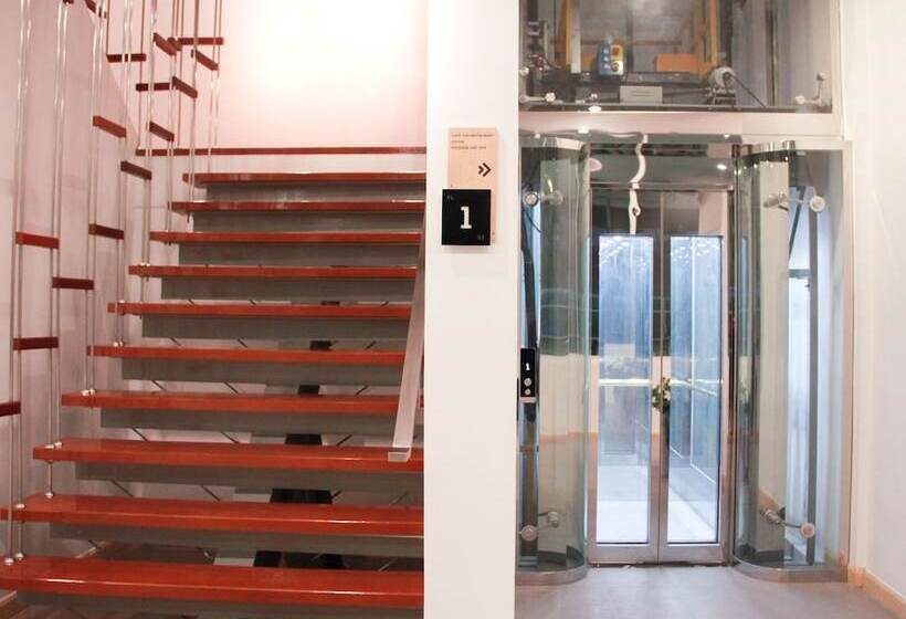 Hotel The Square 101