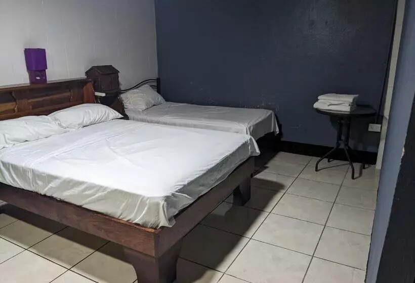 پانسیون Apartments Pura Vida