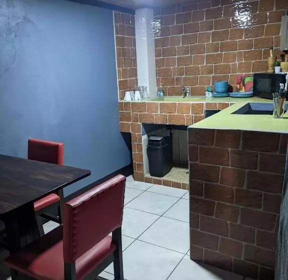 پانسیون Apartments Pura Vida