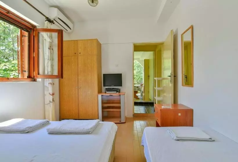 ペンション Baka Zlata Apartments