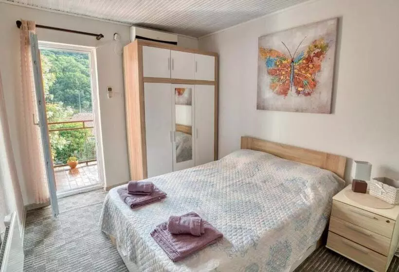 ペンション Baka Zlata Apartments