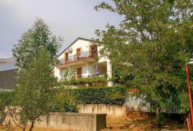 پانسیون Baka Zlata Apartments