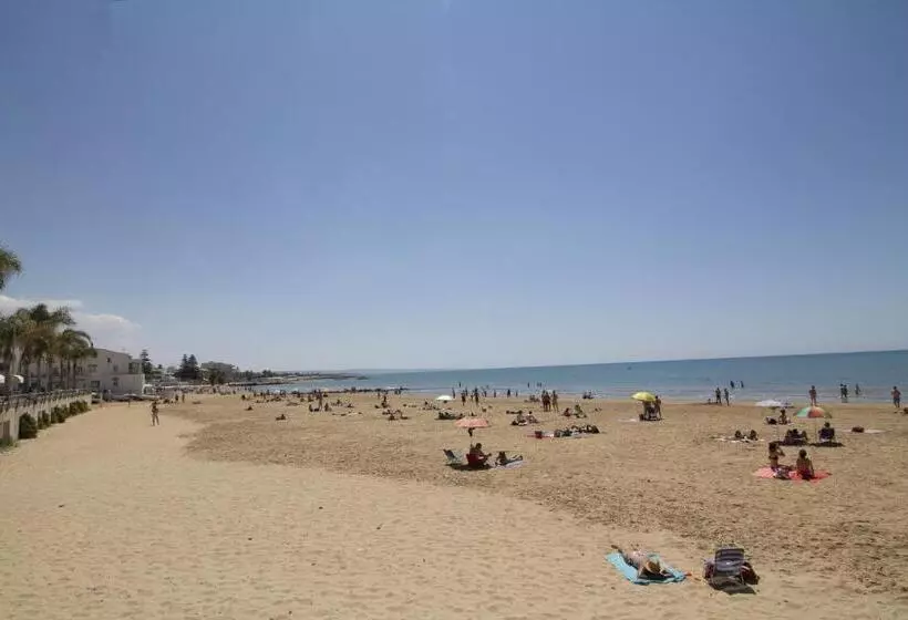 Siciliacasevacanze   Marina Domus Rooms