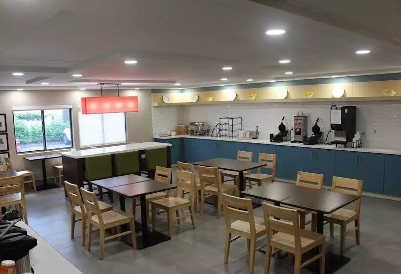 酒店 Country Inn & Suites By Radisson, Dunbar   Charleston