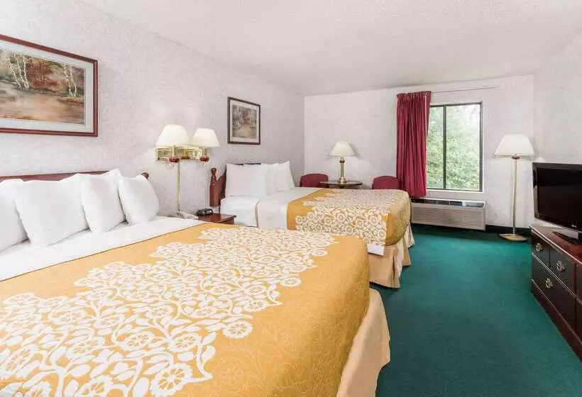 هتل Days Inn By Wyndham Battlefield Rd/hwy 65