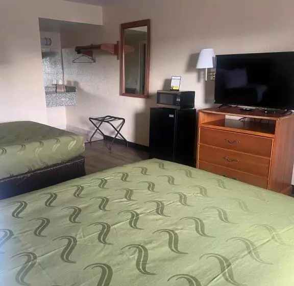 Hole Inn The Wall Hotel Fort Walton Beach Sunset Plaza Nearby Beaches & Hurlburt