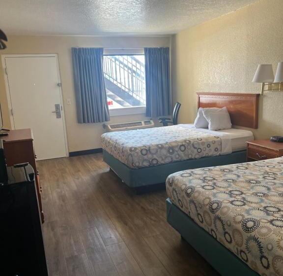 Hole Inn The Wall Hotel   Fort Walton Beach   Sunset Plaza   Nearby Beaches & Hurlburt