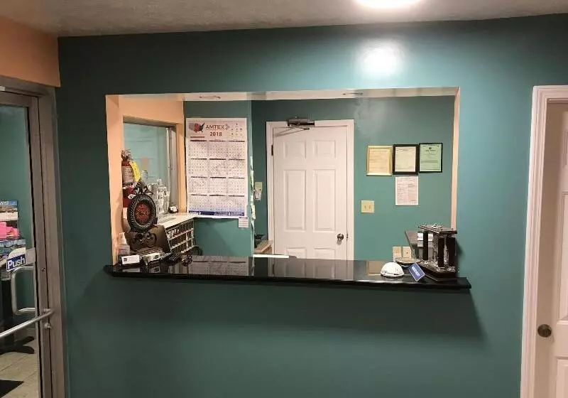 בית מלון כפרי Rodeway Inn Oxford