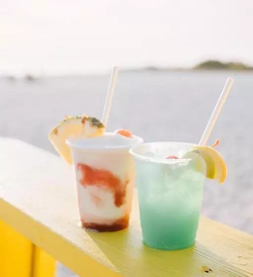 酒店 Postcard Inn On The Beach