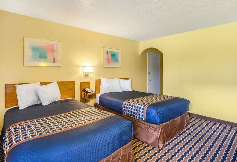 فندق Rodeway Inn