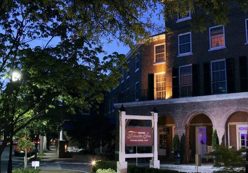 فندق The Tidewater Inn