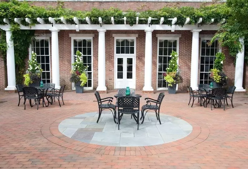 فندق The Tidewater Inn