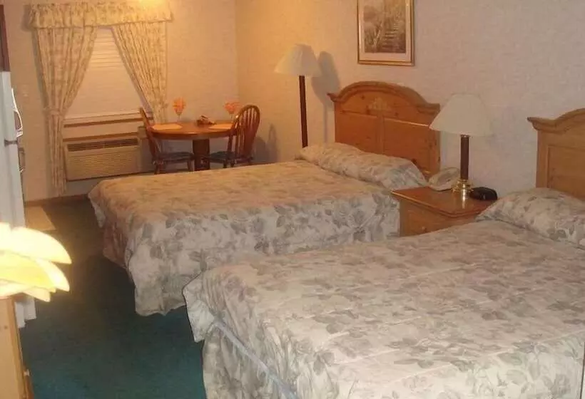 Hotelli Townhouse Inn & Suites Omaha