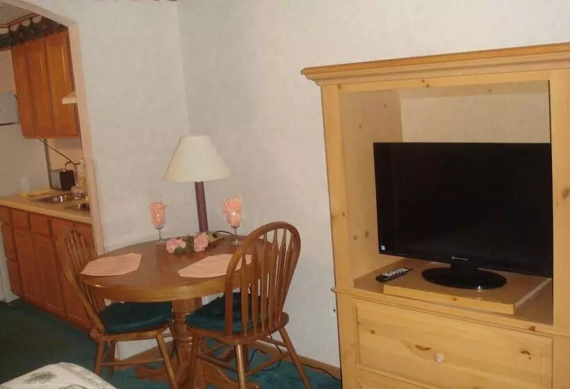 Hotelli Townhouse Inn & Suites Omaha