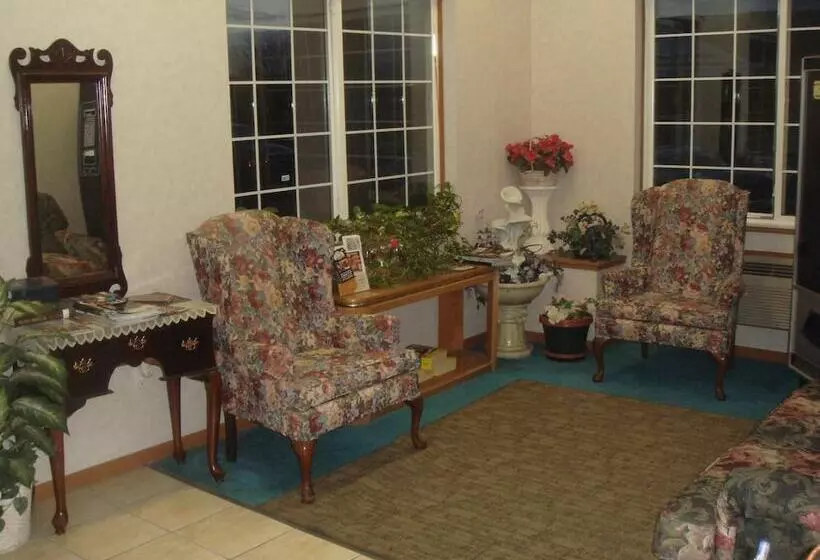 Hotelli Townhouse Inn & Suites Omaha