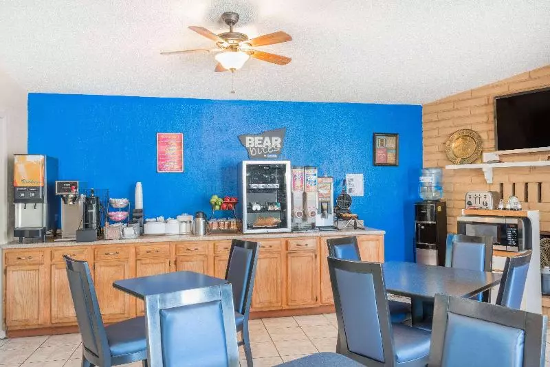 호텔 Travelodge By Wyndham Ruidoso