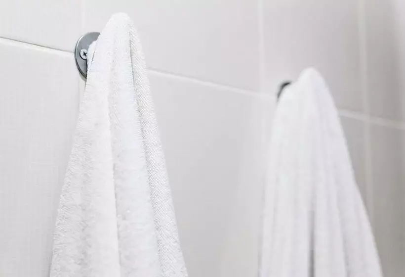 Magnuson Hotel El Paso West