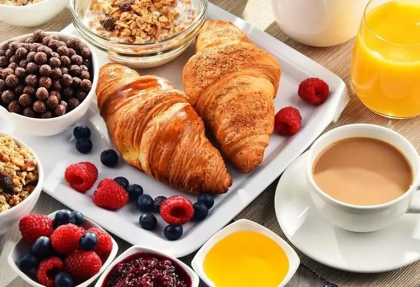 Magnuson Hotel El Paso West