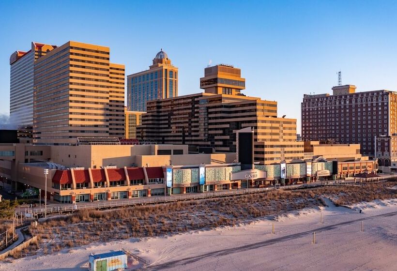 منتجع Tropicana Atlantic City